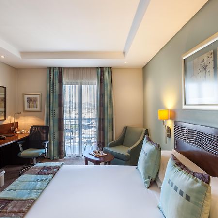 City Lodge Hotel Lynnwood Преторія Екстер'єр фото
