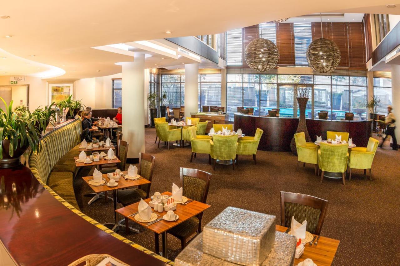 City Lodge Hotel Lynnwood Преторія Екстер'єр фото