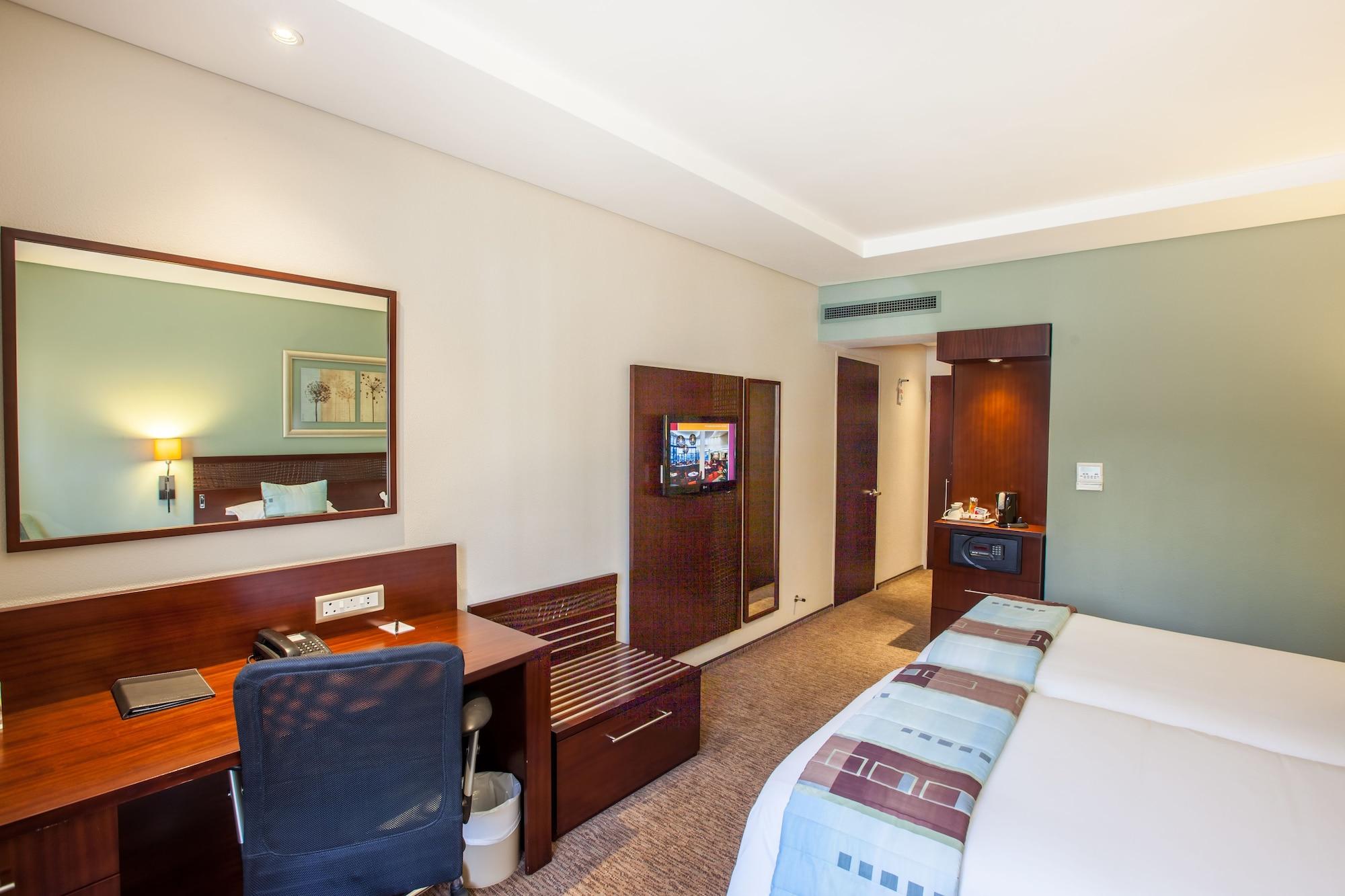 City Lodge Hotel Lynnwood Преторія Екстер'єр фото